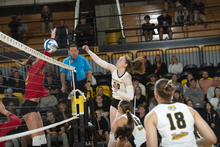 Huskies volleyball returns to GLIAC play with road trip